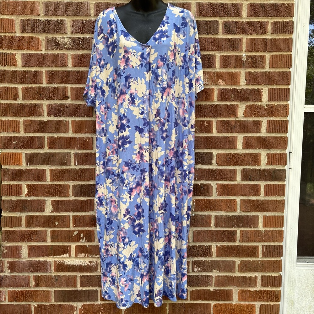 Serenada Sz L Colorful Flower Print V-neck Muumuu House Dress Side Pockets NWT